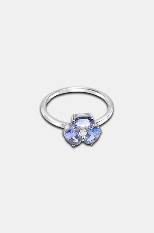 sapphire-cluster-ring