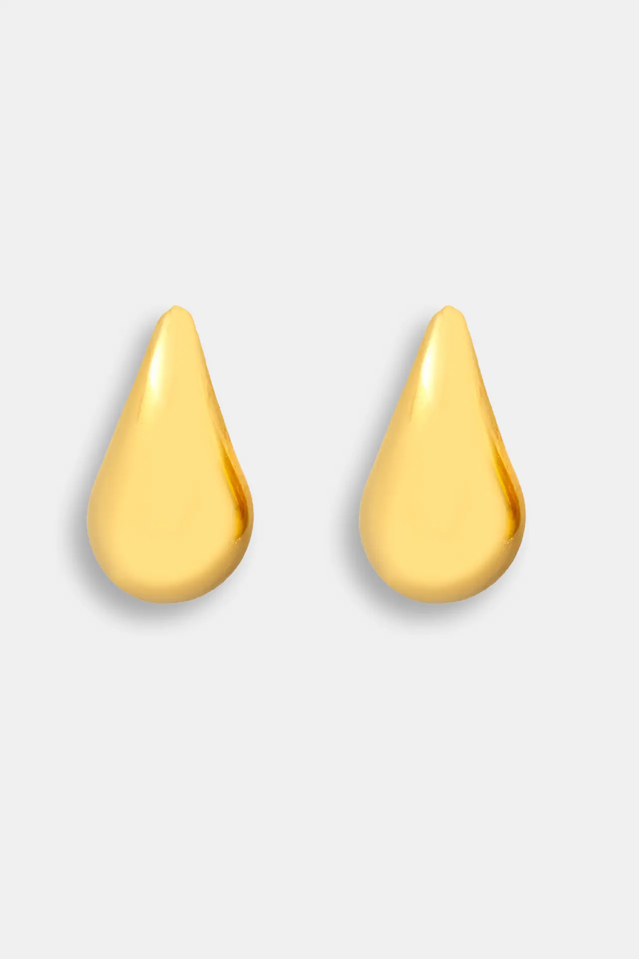 lysanne-drop-earrings