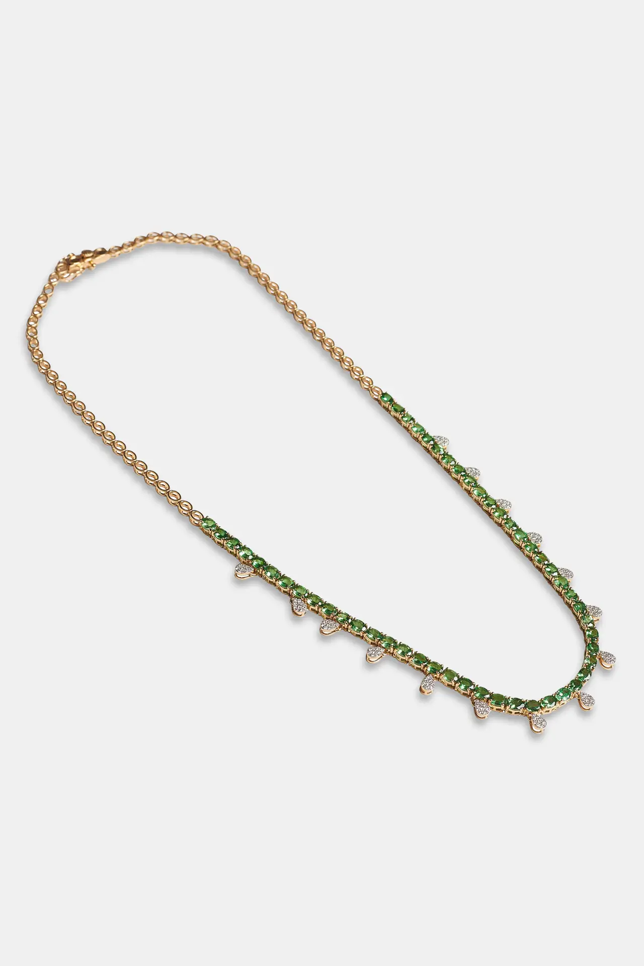 ebony-emerald-necklace