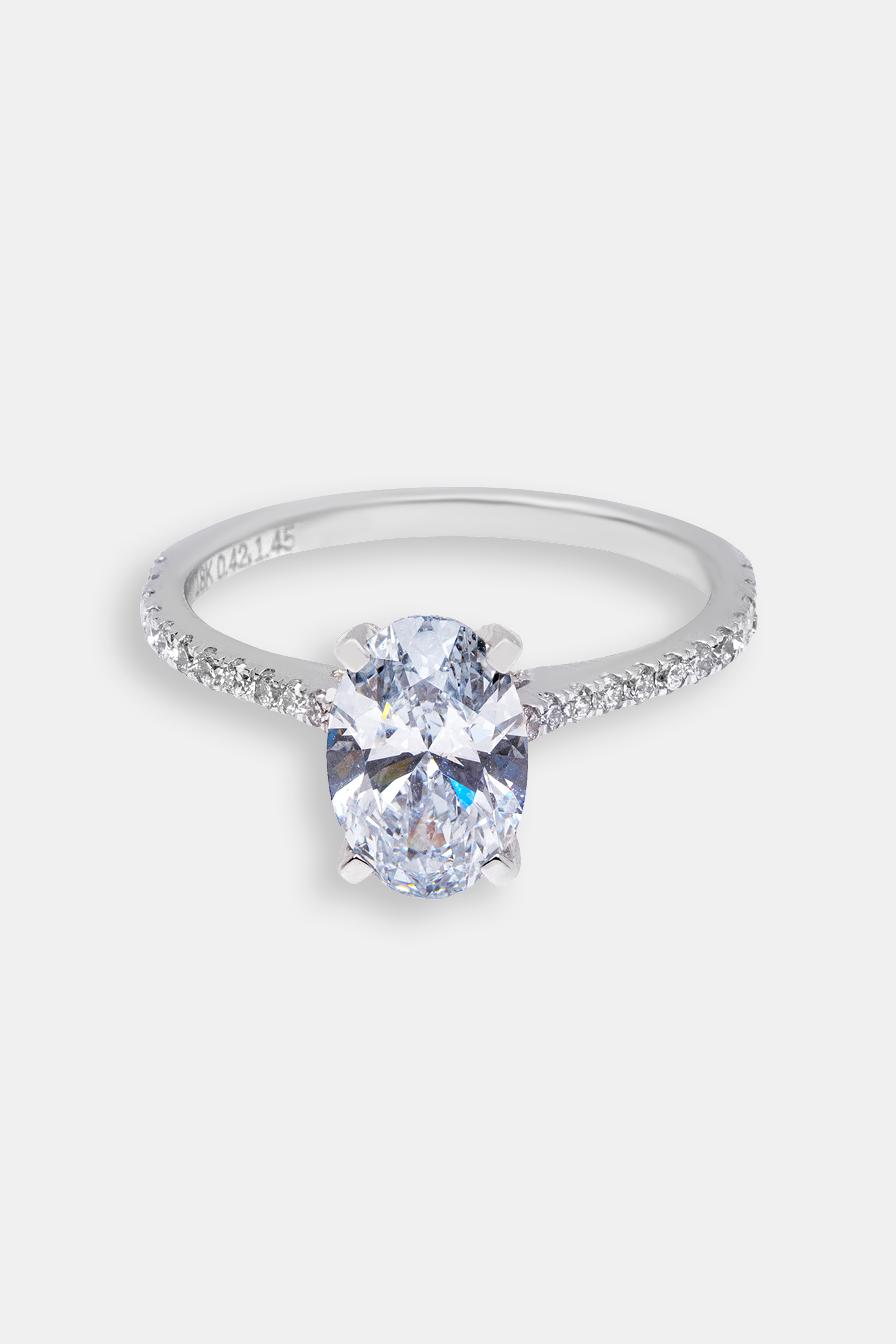 ruen-oval-cut-solitiare-ring