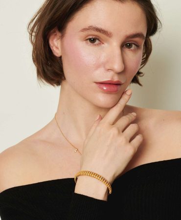 21k-Closed-End-Turkish-Bangle-03
