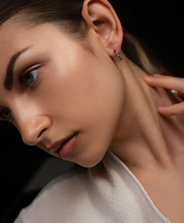 ER5903_EBONY_SAPPHIRE_SHINE_EARRINGS_HALO_AND_BLISS