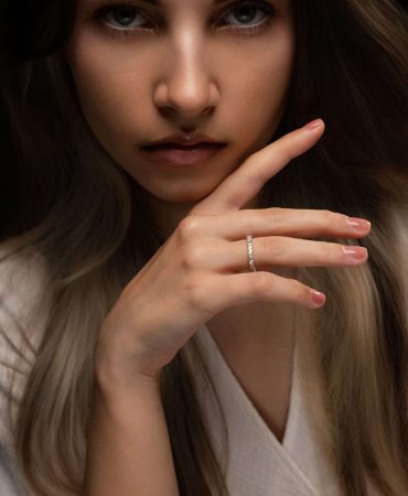 RN00325_Nayla_Baguette_Eternity_Ring_Halo_and_Bliss_22